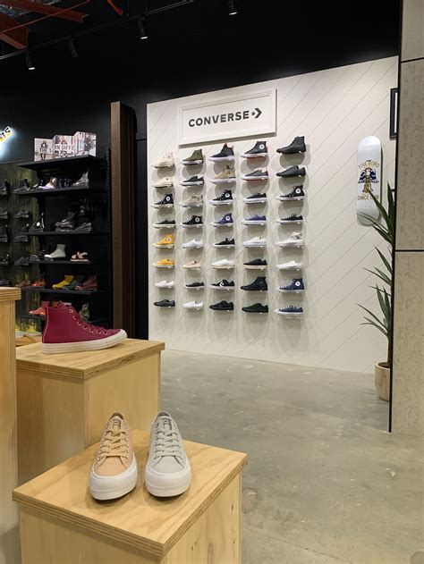 sneaker shop coffs harbour.